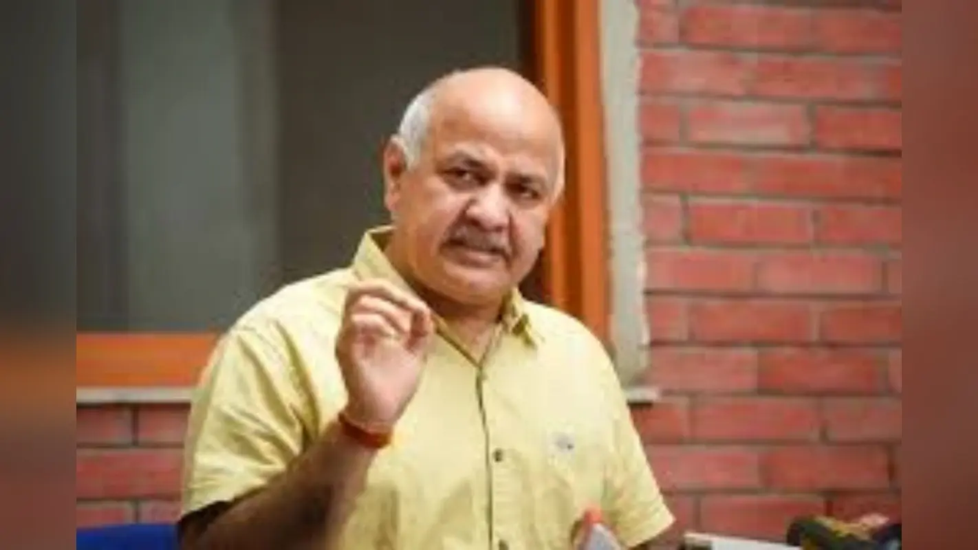 Success Story: एक पत्रकार कैसे बना दिल्ली के शिक्षा मॉडल का चेहरा, पढ़ें डिटेल में