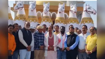 पूर्व सीएम रघुवर दास ने बुंडू में सूर्यदेव का लिया आशीर्वाद, पेसा कानून पर हेमंत सोरेन सरकार को घेरा