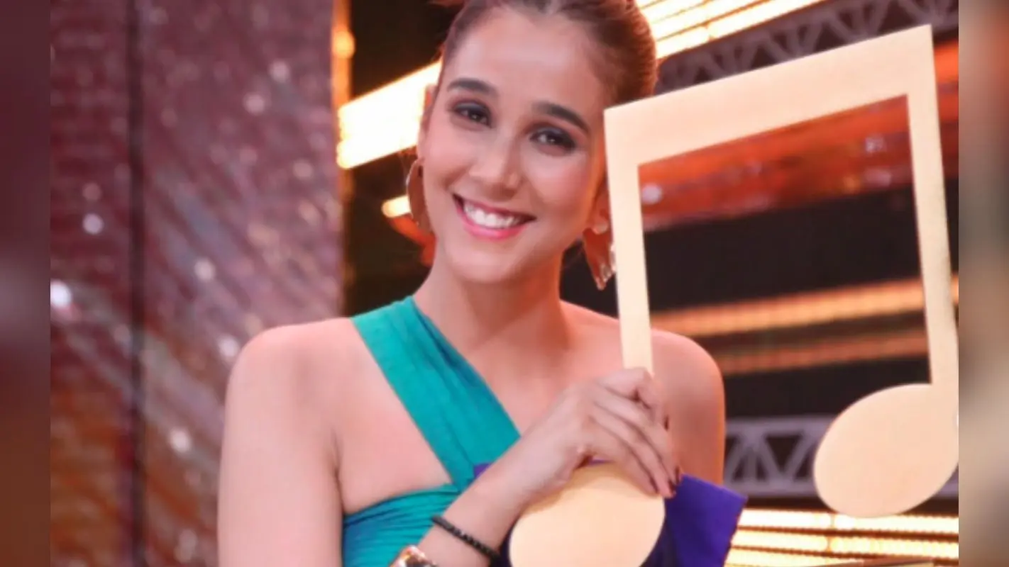 Sa Re Ga Ma Pa 2025 Winner: श्रद्धा मिश्रा ने अपने नाम की ट्रॉफी, प्राइन मनी का क्या करेगी सा रे गा मा पा की विनर?
