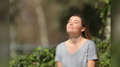 Health Tips: हर दिन कुछ देर धूप में बैठना बेहद जरूरी, नहीं बैठे तो होंगे ये नुकसान