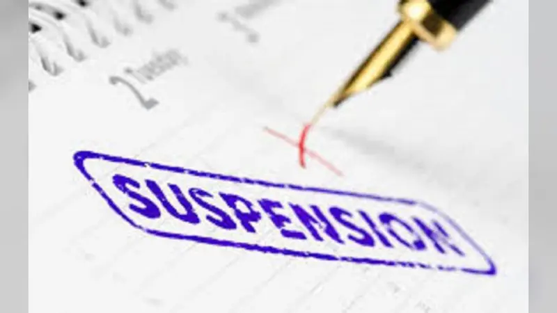 ADM Suspend : मधेपुरा में खिलाड़ियों को बैडमिंटन रैकेट से मारनेवाले ADM नपे, हो गये सस्पेंड