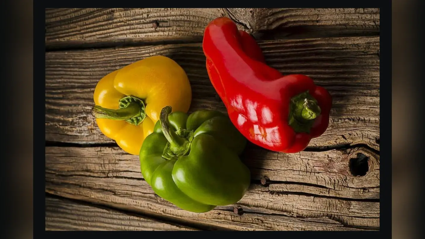 Sweet peppers Benefits for Hair: शिमला मिर्च जैसी दिखने वाली ये सब्जी बालों के लिए है बेहद फायदेमंद