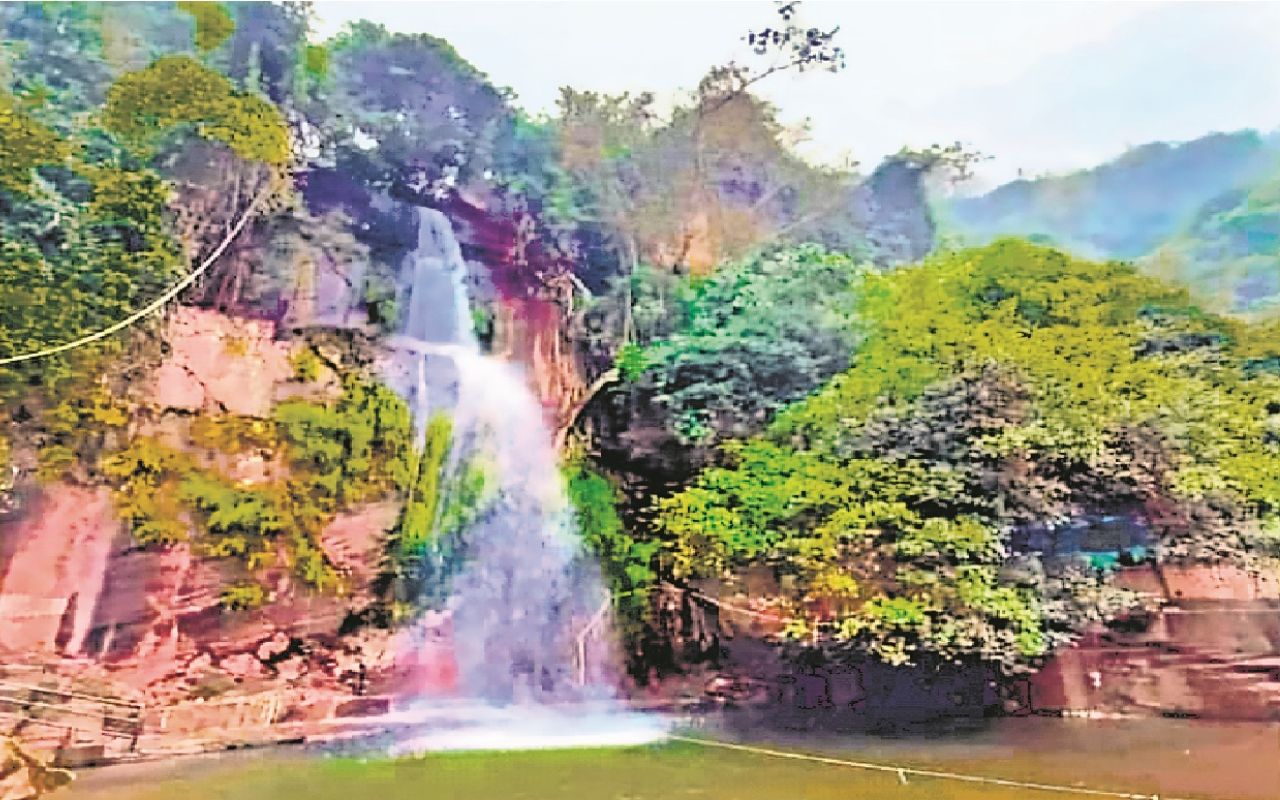 Bihar News: नवादा में पहली बार होगा ककोलत महोत्सव, व्यवसायियों को स्टॉल लगाने का मिलेगा अवसर