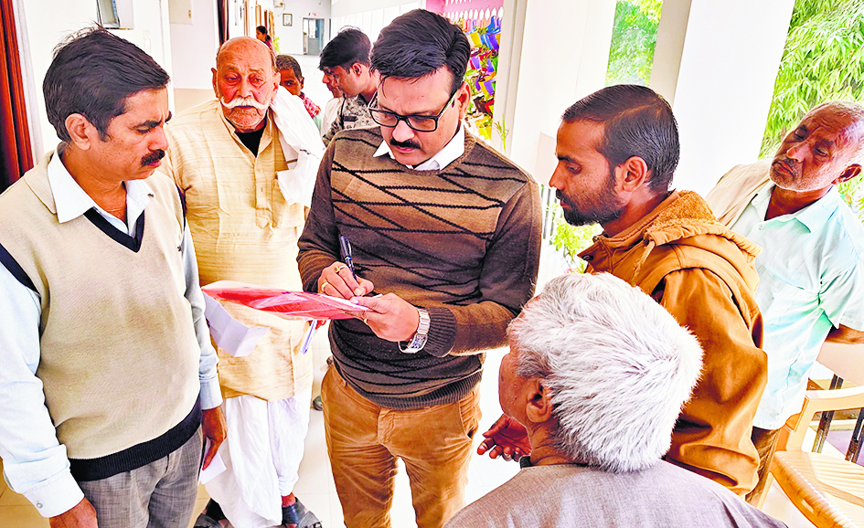 जनता दरबार में आये 47 मामले, डीडीसी ने निष्पादन का दिया आदेश