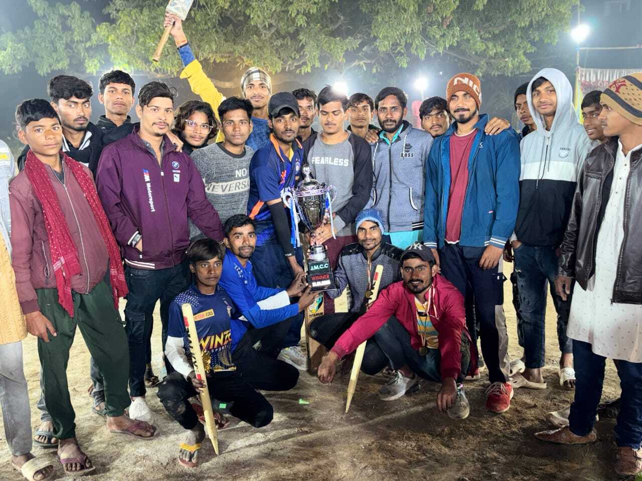जामुन टोला ने नया टोला की टीम को हराकर बना चैंपियन