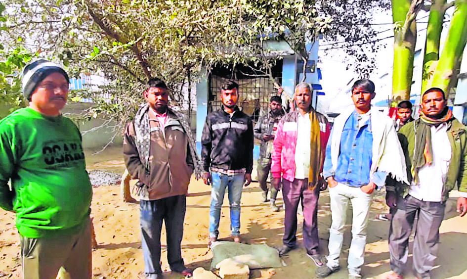 इंटरमीडिएट परीक्षार्थी की ट्रेन से कटकर हुई मौत
