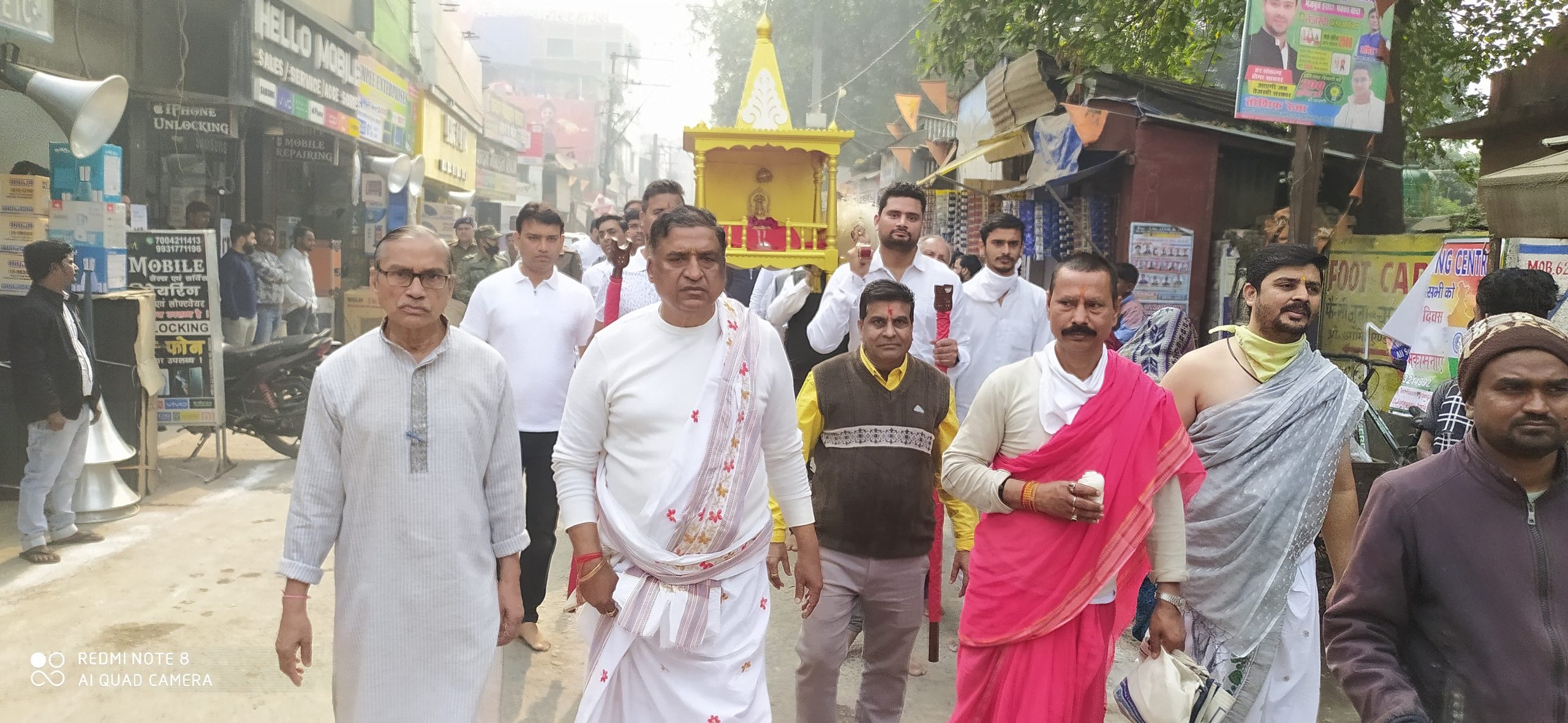जैन मंदिर दादाबाड़ी से निकाली गयी भव्य शोभायात्रा
