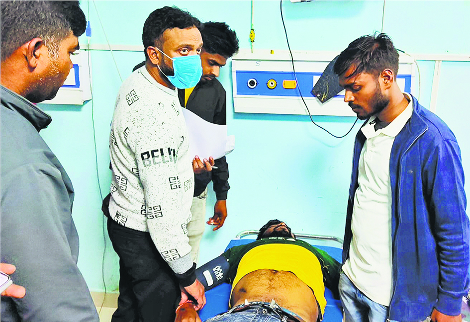 अज्ञात वाहन ने बाइक सवार स्वास्थ्यकर्मी को मारी टक्कर, मौत