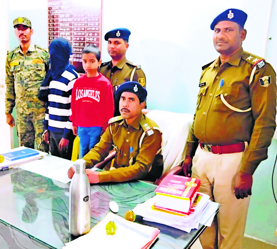 अपहृत नौ वर्षीय बच्चे के साथ अपहरणकर्ता हुआ गिरफ्तार