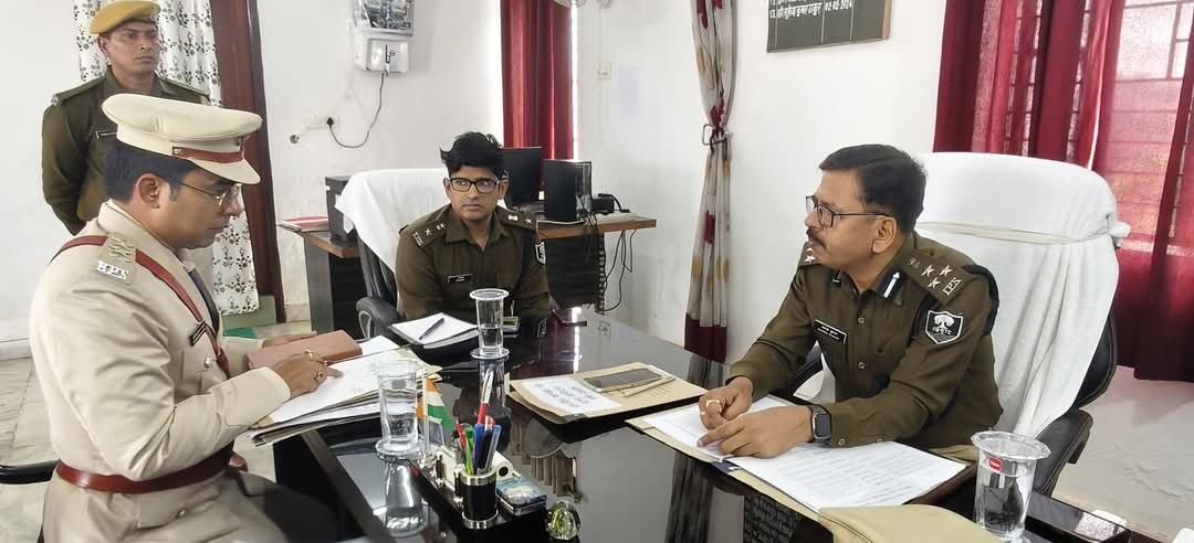 डीआईजी ने एसडीपीओ कार्यालय का किया निरीक्षण