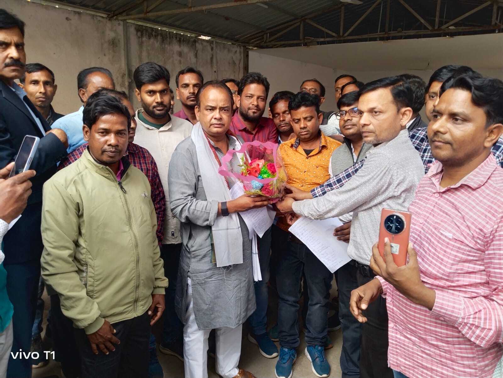 जेटेट पास अभ्यर्थियों ने मंत्री से की नियुक्ति प्रक्रिया शुरू करने की मांग