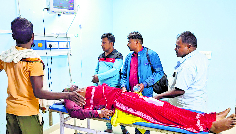 Bhojpur News : साली को परीक्षा दिला लौट रहे जीजा की सड़क हादसे में मौत, दो घायल
