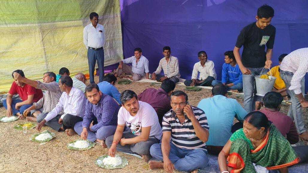 नारायण भोजन के साथ ही धार्मिक अनुष्ठान का समापन