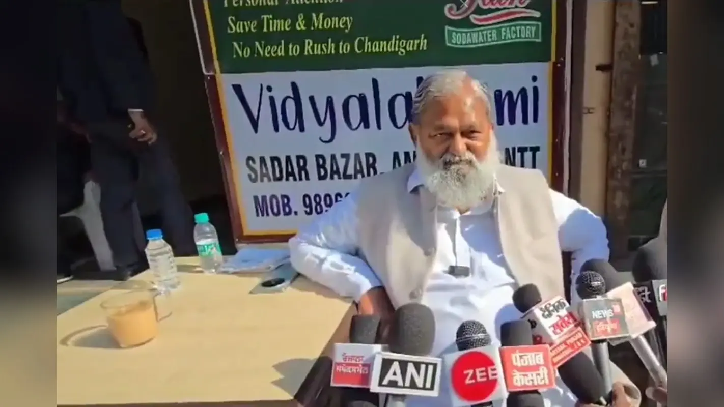 Haryana बीजेपी में बवाल, सीएम सैनी के खिलाफ बोलने पर मंत्री अनिल विज को नोटिस