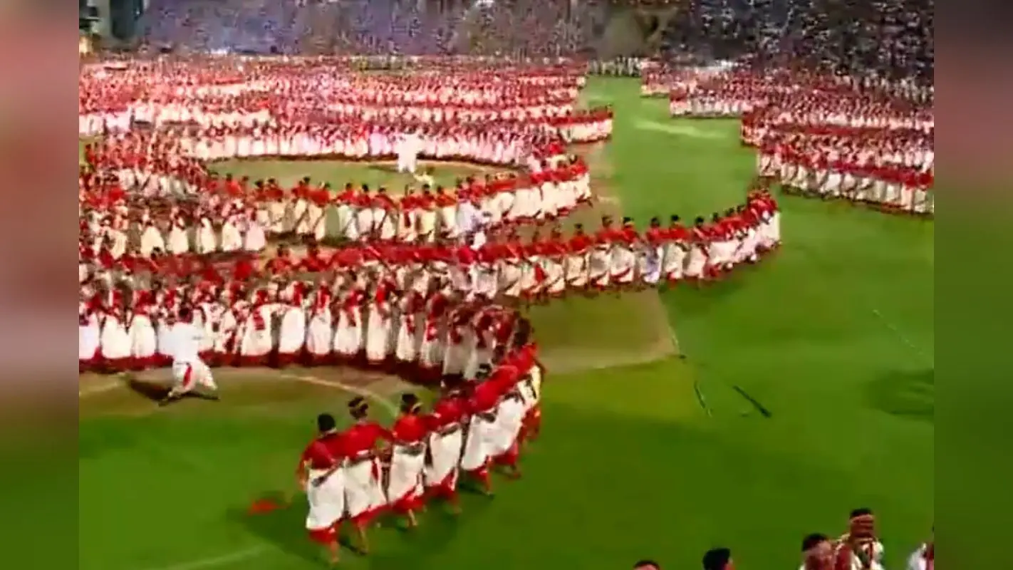 Assam Jhumoir Binandini Event: पीएम मोदी की मौजूदगी में 8600 कलाकारों ने रचा इतिहास, एक साथ किया नृत्य