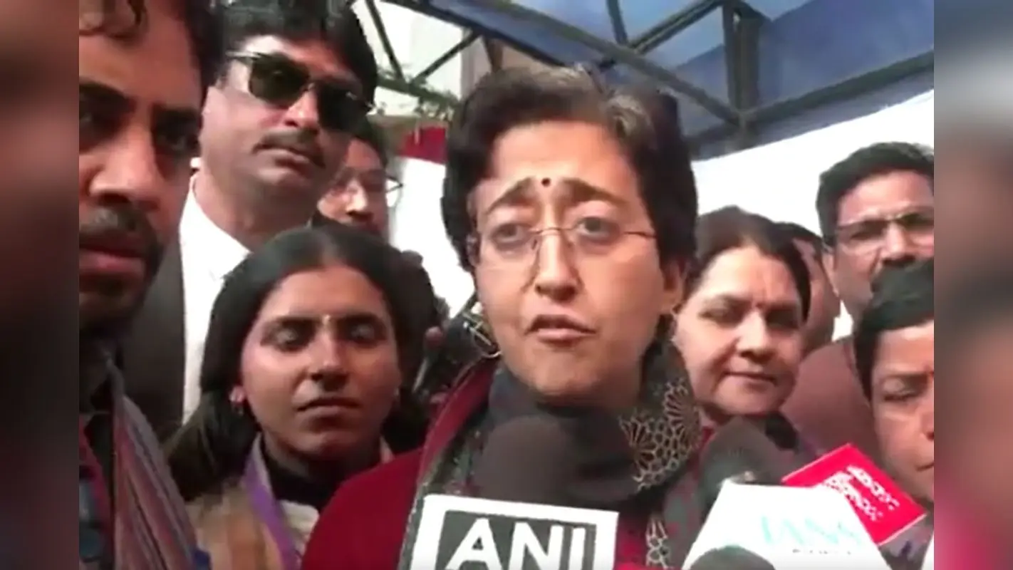 AAP की निवर्तमान मुख्यमंत्री आतिशी ने जीत के बाद किया रोड शो, देखें VIDEO