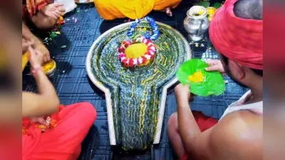 Akshaya Tritiya 2025: अक्षय तृतीया पर बाबा बैद्यनाथ का होगा महाशृंगार, आम भक्त नहीं कर सकेंगे शृंगार दर्शन