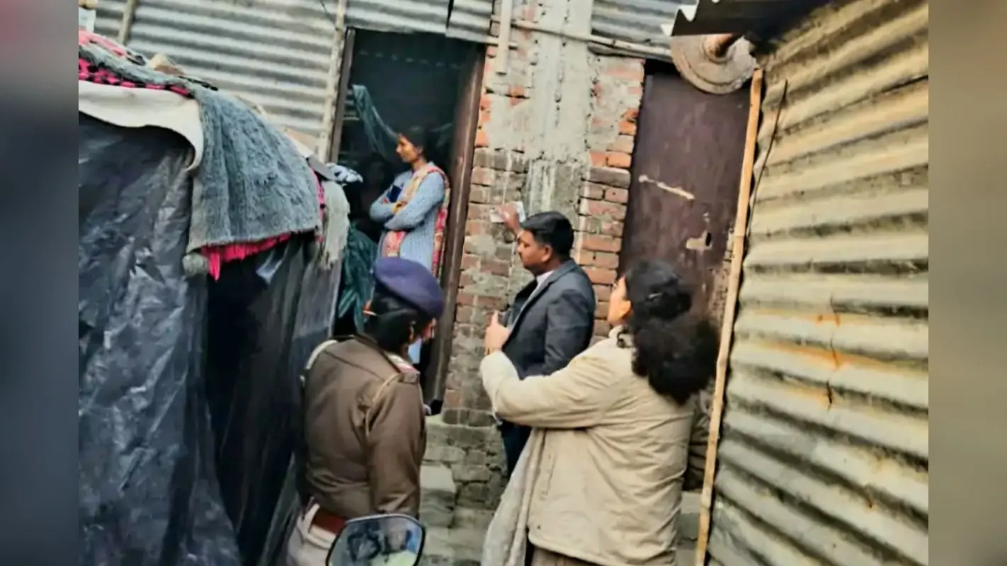 बिहार में आर्केस्ट्रा की आड़ में चल रहा था देह व्यापार का धंधा, पुलिस ने 16 नाबालिग लड़कियों का किया रेस्क्यू
