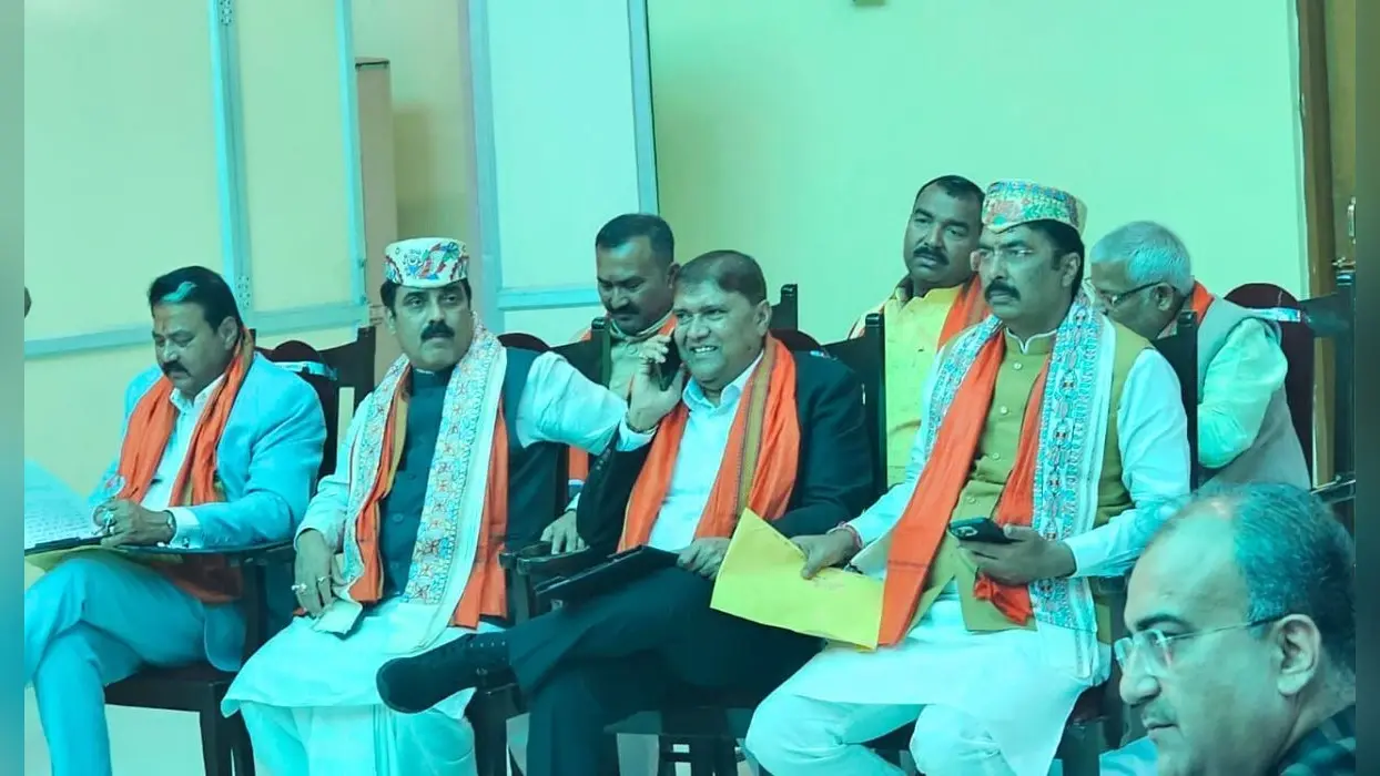 बिहार कैबिनेट में बड़ा फेरबदल! नए मंत्रियों को आज मिलेगा विभाग, इस मंत्री को मिल सकता है भूमि एवं राजस्व विभाग