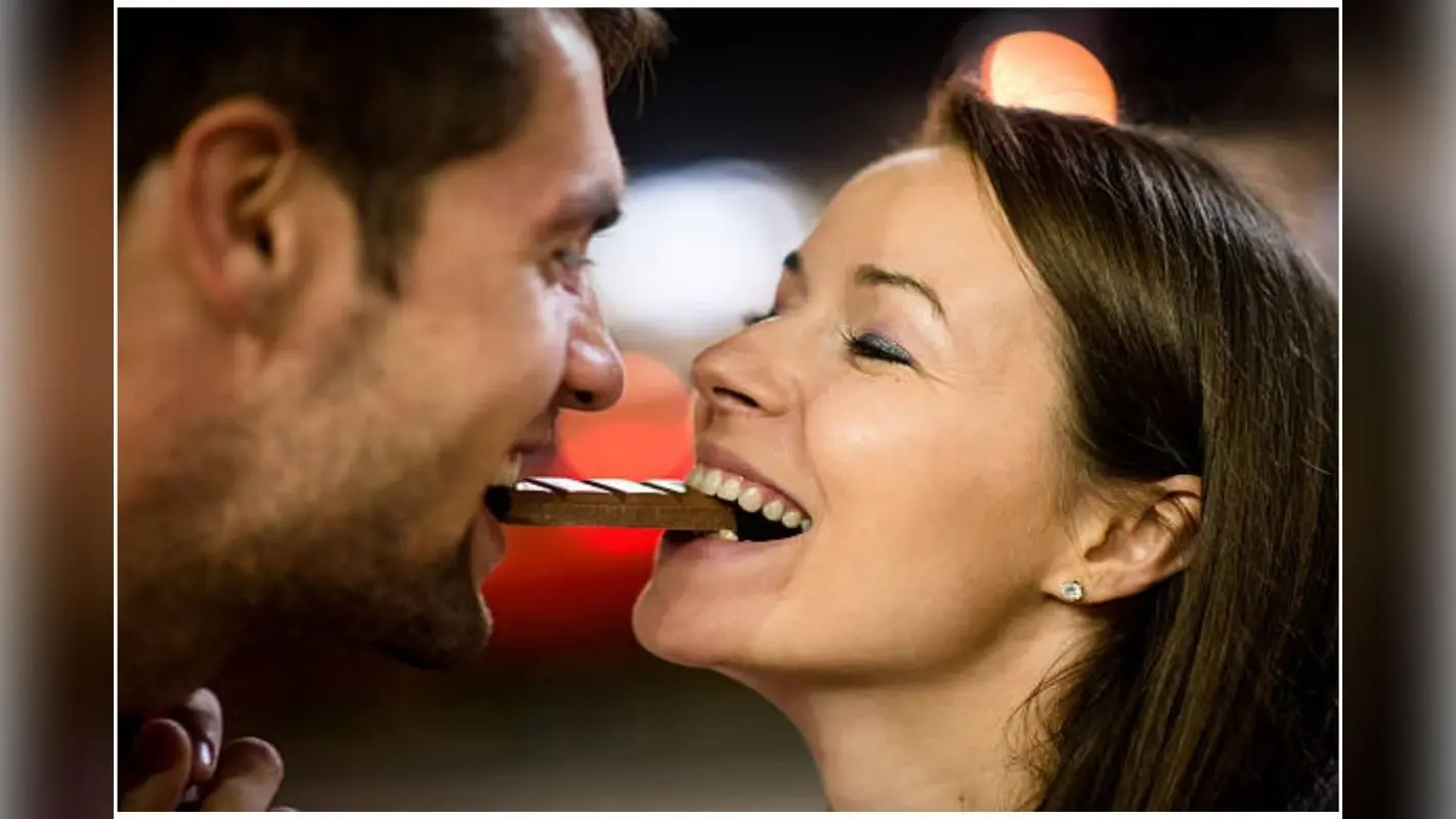 Chocolate Day Shayari: चाॅकलेट डे पर दिल की बात, प्यार की धुन और खास मैसेज के साथ
