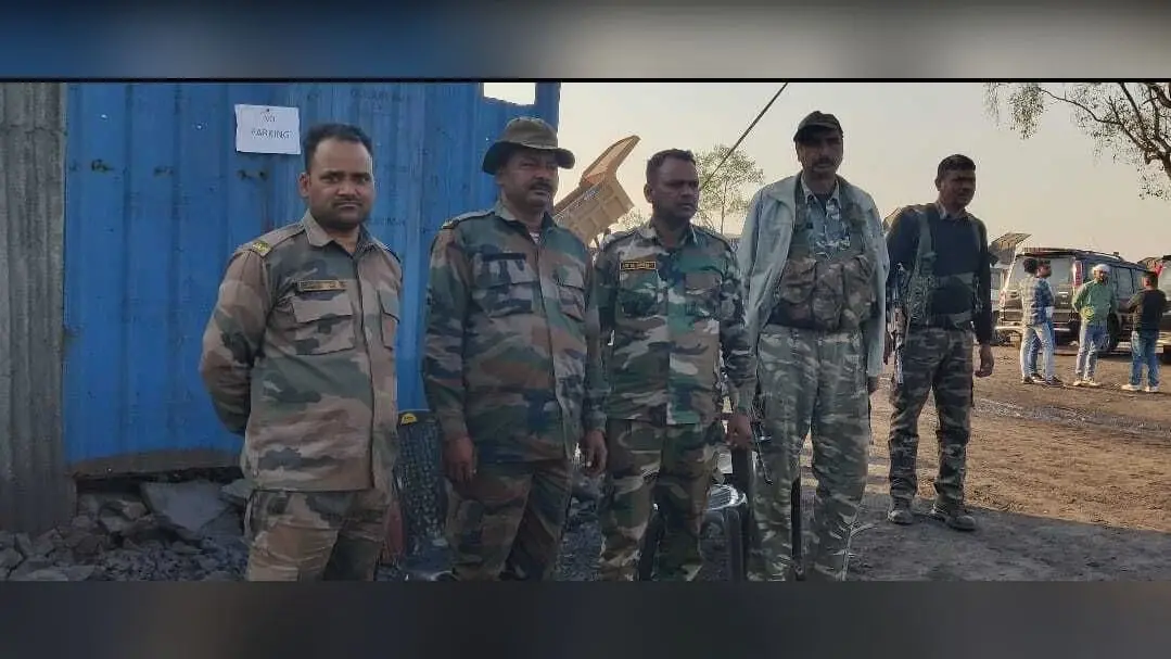 Dhanbad News: जीनागोड़ा हिंसक झड़प मामले में तीन केस दर्ज