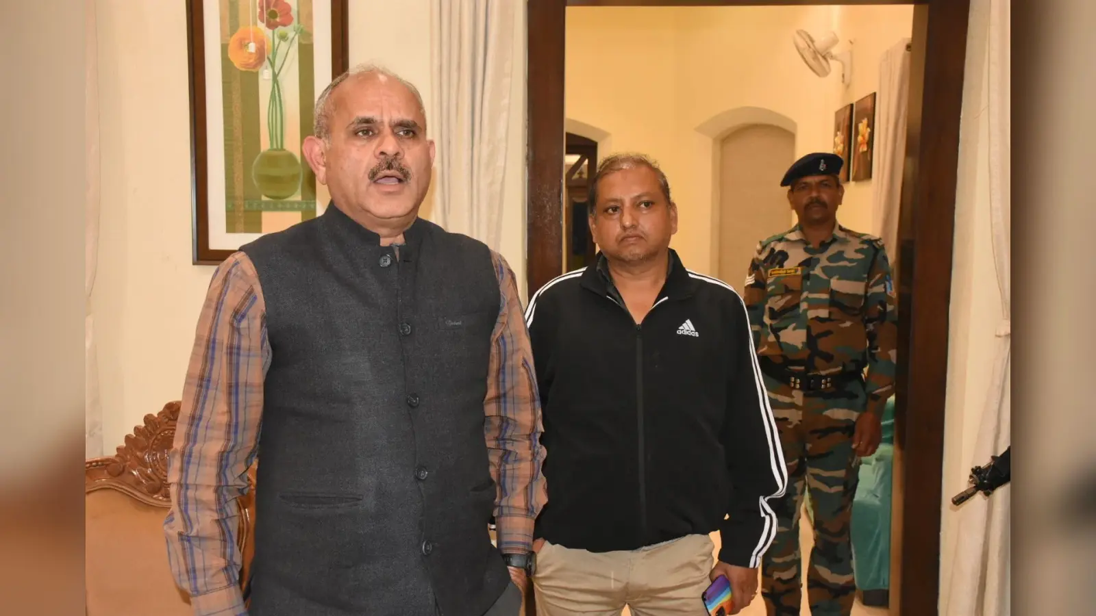 Dhanbad news: फायर सर्विस एक्ट लागू, घरों में ज्वलनशील सामान रखने पर हो सकती है कार्रवाई