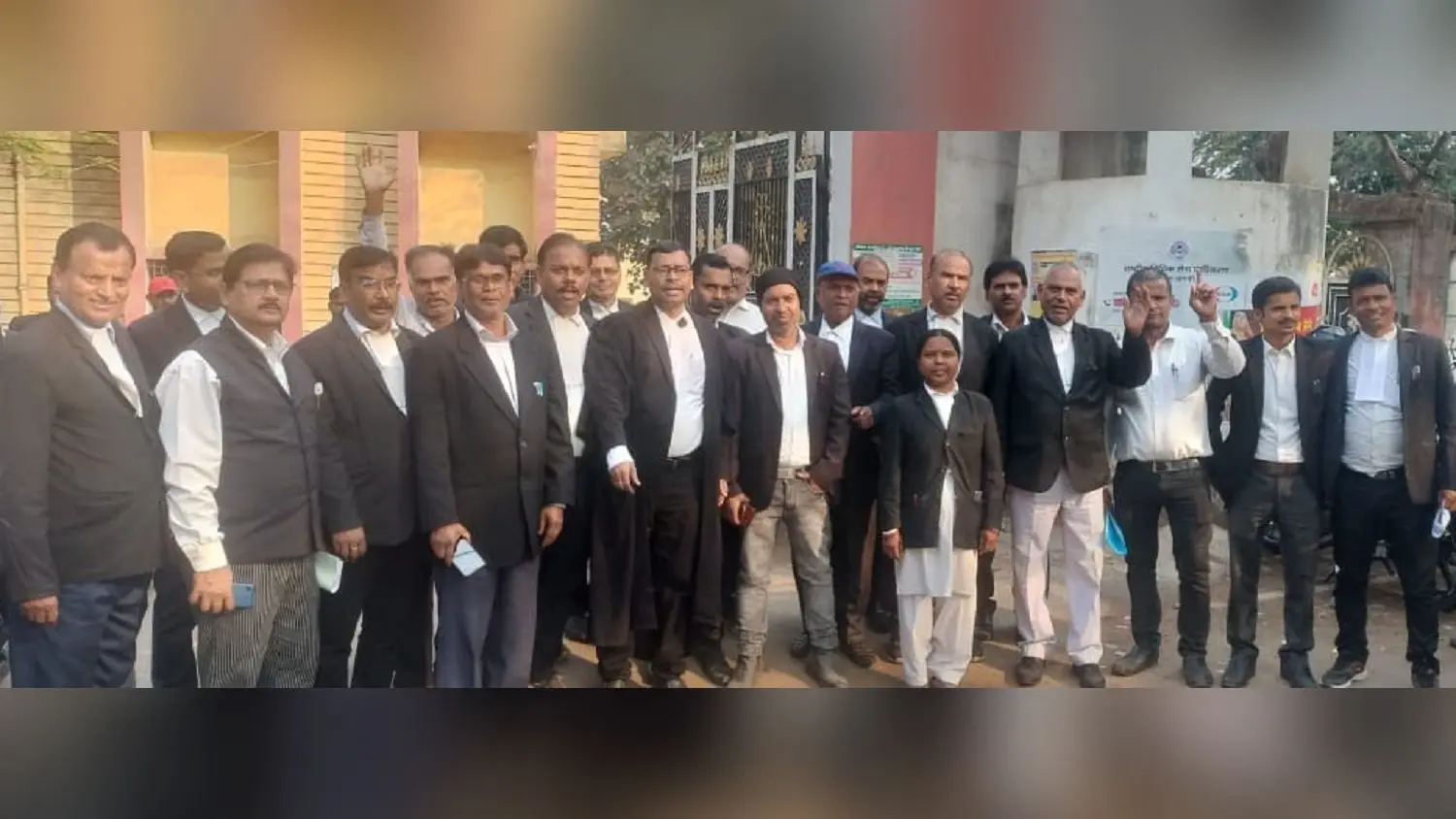 Bokaro News : अधिवक्ताओं की सुरक्षा में विफल केंद्र सरकार थोप रही विधेयक : रणजीत