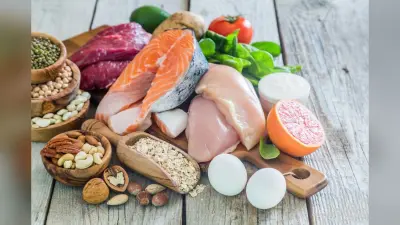 Foods For Anxiety And Depression: डिप्रेशन और एंग्जायटी से हैं परेशान? आज ही डायट में शामिल करें ये 5 फूड्स
