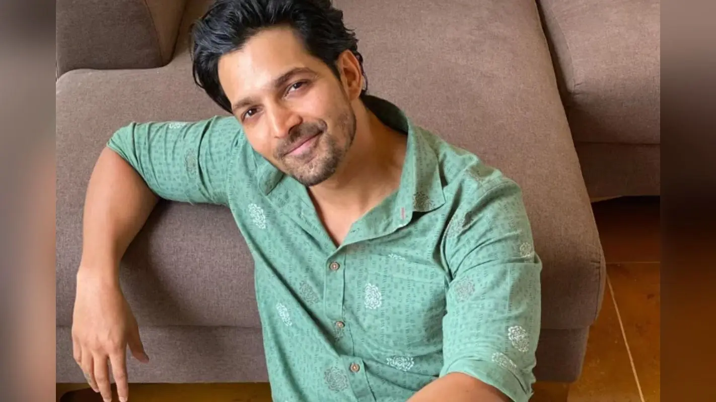 Harshvardhan Rane Struggle Life: कभी वेटर तो कभी STD बूथ पर पैसों के लिए किया काम, आज सनम तेरी कसम से चमके