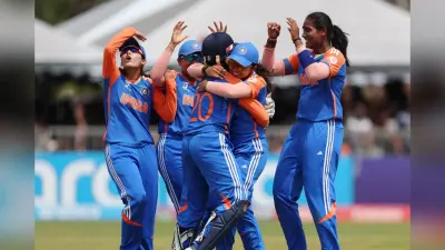 एकबार फिर दक्षिण अफ्रीका को हराकर विश्व चैंपियन बना भारत, इस बार बेटियों ने बुलंद किया झंडा