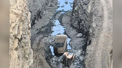 झारखंड में हेमंत सोरेन सरकार का आदेश ताक पर, धड़ल्ले से अवैध पत्थर उत्खनन पर एक्शन, रद्द होगा खनन पट्टा