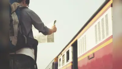 Rules Change: रेलवे के नियम में बदलाव! 1 मार्च से वेटिंग टिकट पर स्लीपर या एसी कोच में सफर बंद