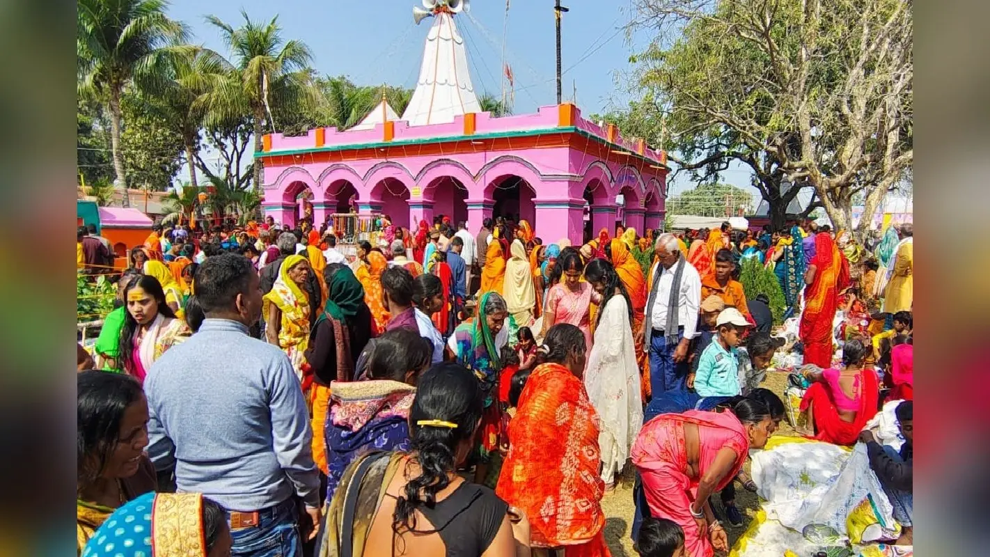 Maha Kumbh Video: माघी पूर्णिमा पर 2 करोड़ से अधिक लोगों ने लगाई डुबकी, महाकुंभ में श्रद्धालुओं ने बनाया रिकॉर्ड