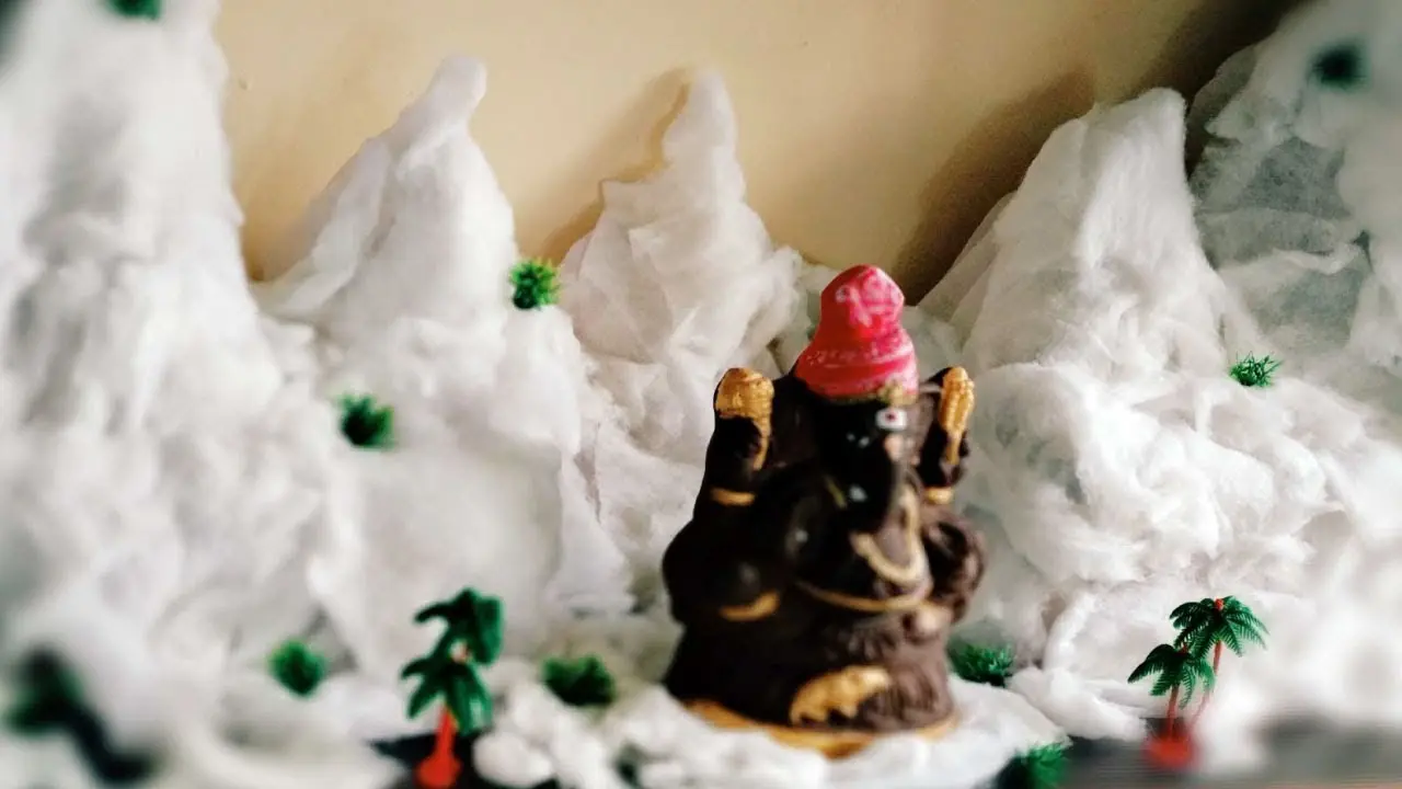 Maha Shivaratri Decorations Ideas: मंदिर को सजाएं इन 5 शानदार अंदाज में, स्वागत करें भोलेनाथ का