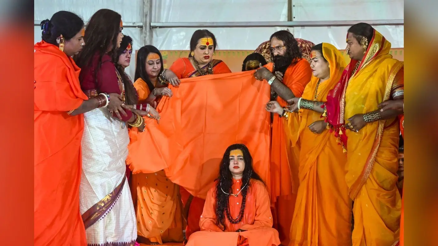 महामंडलेश्वर विवाद पर ममता कुलकर्णी ने पहली बार तोड़ी चुप्पी, कहा- भगवान ने मुझे मेरी 25 साल की तपस्या का फल दिया