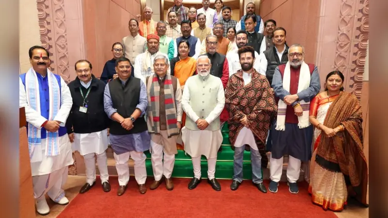 Video PM Modi meets Bihar MPs: बिहार के सभी सांसदों से मिले पीएम मोदी, विधानसभा चुनाव से पहले दिया ये संदेश