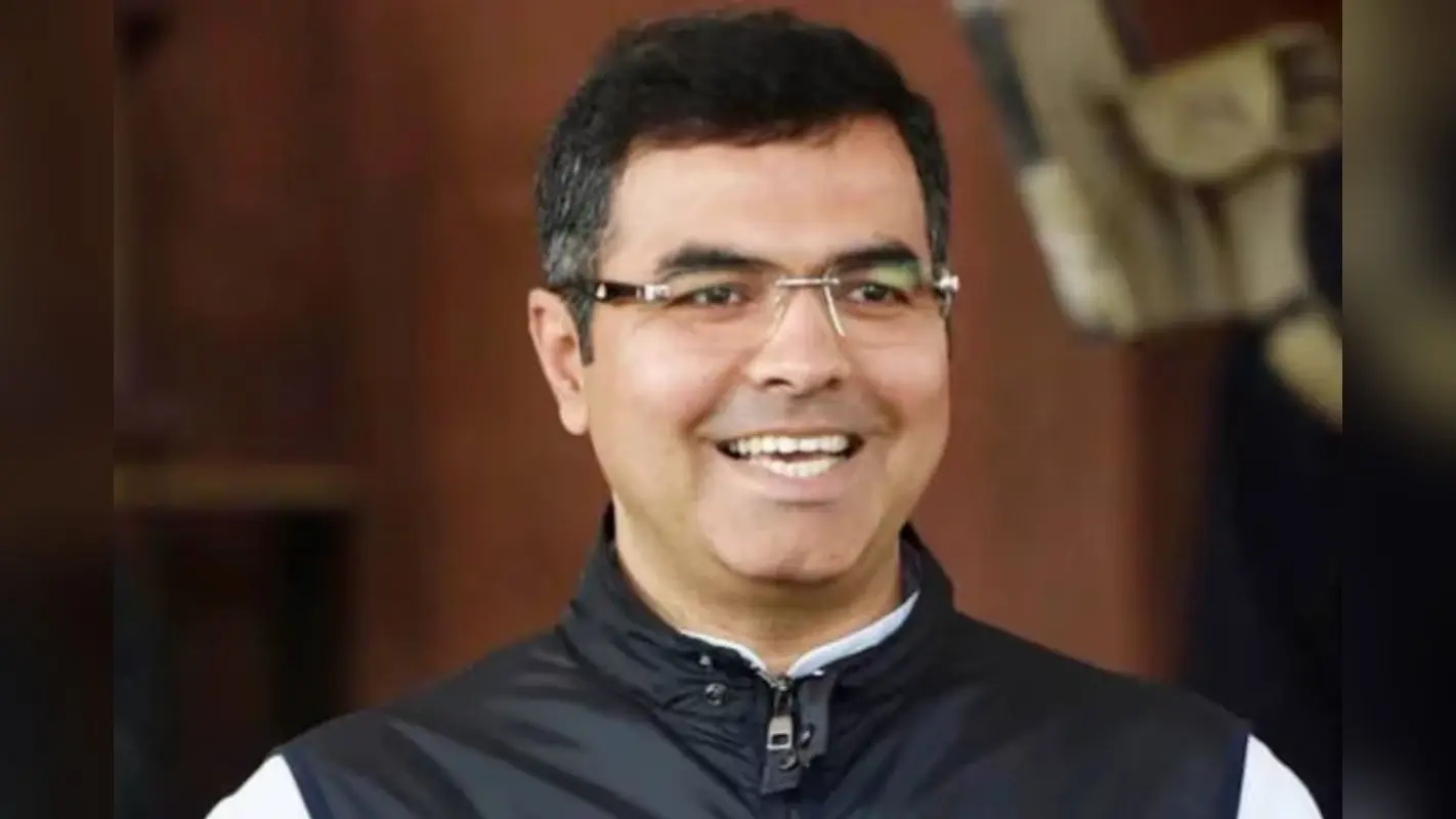 Pravesh Verma Education: कितने पढ़े लिखे हैं अरविंद केजरीवाल को हराने वाले प्रवेश वर्मा ?