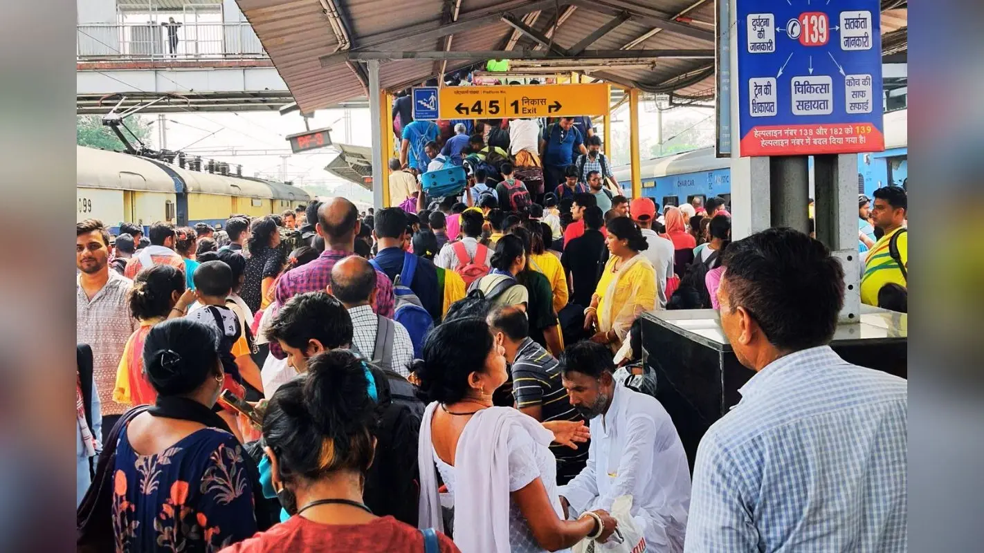 महाकुंभ जाने वाले श्रद्धालुओं की भीड़ से बढ़ी झारखंड पुलिस की टेंशन, डीजीपी को बुलानी पड़ी बैठक