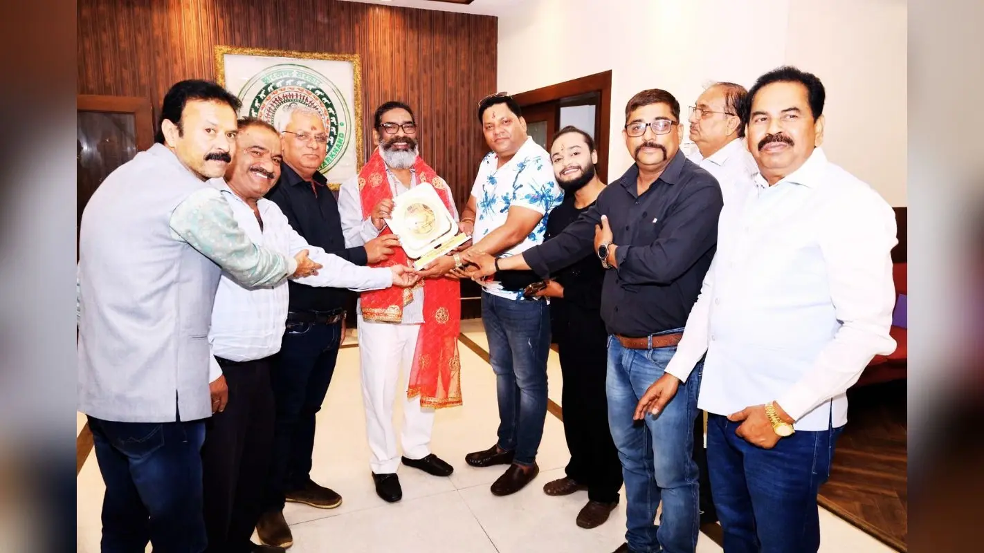 Shiv Barat 2025 Ranchi: हेमंत सोरेन को मिला शिव बारात में शामिल होने का आमंत्रण