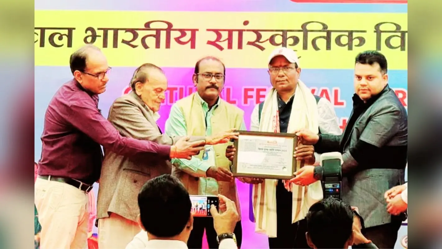 खोरठा साहित्यकार एवं गीतकार विनय तिवारी को ‘बिरसा मुंडा ज्योति सम्मान’