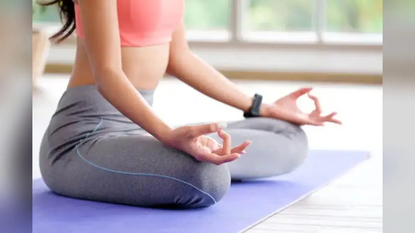 Yoga Tips For PCOD: क्या आप भी पीसीओडी की समस्या से परेशान हैं? करें ये 5 योगासन दूर हो जाएंगी पीरियड्स से जुड़ी सारी परेशानी