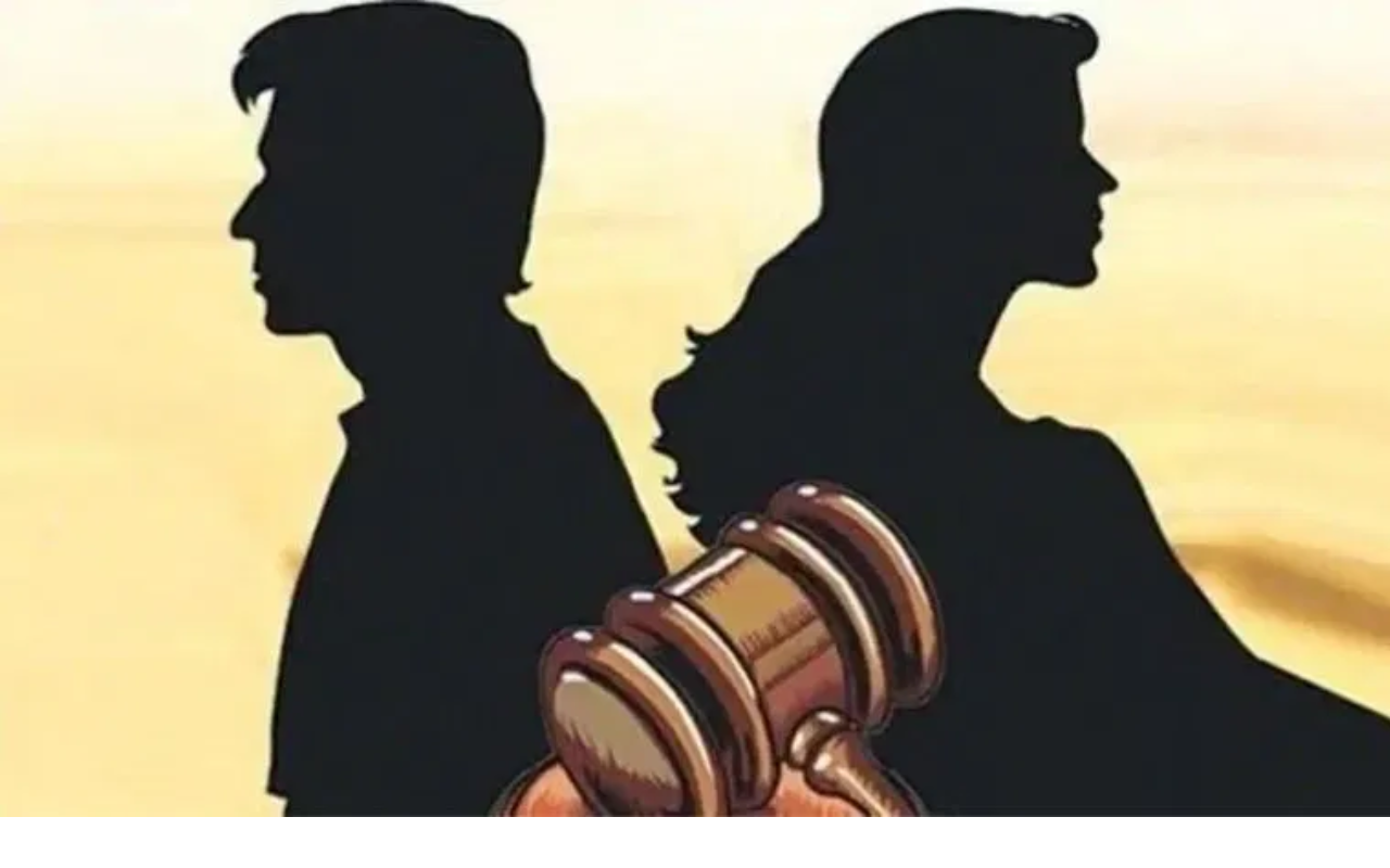 Exclusive: 45 दिनों में मुजफ्फरपुर के 15 दंपत्तियों ने लिया तलाक, वैवाहिक जीवन में सोशल मीडिया ला रहा बिखराव