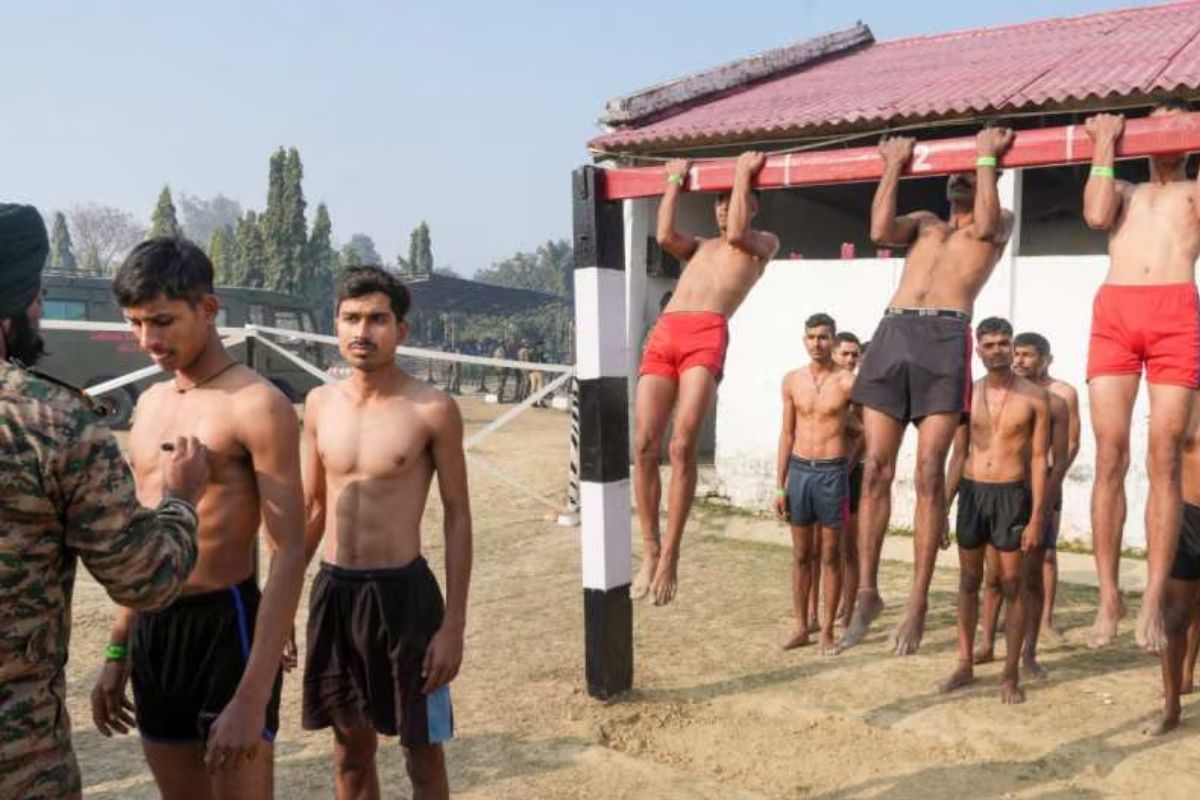 Bihar News: बिहार में 240 अभ्यर्थियों पर केस दर्ज, बायोमेट्रिक जांच में खुलासा होने पर की गयी कार्रवाई