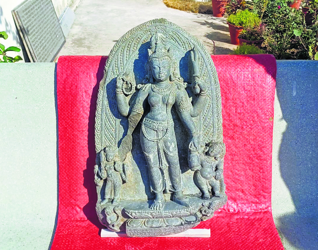 प्राचीन नालंदा में खुदाई के दौरान मिली दुर्लभ प्रतिमा