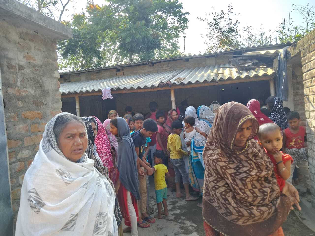 बेगमगंज में ट्रैक्टर की चपेट में आने से बाइक चालक की मौत