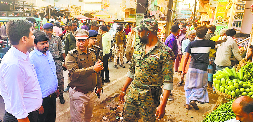 जाम से मुक्ति को बाजार में चलाया अतिक्रमण हटाओ अभियान