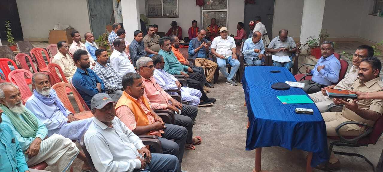 लीड : हुड़दंगियों पर रहेगी पैनी नजर, सौहार्द से मनायें त्योहार