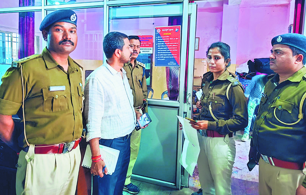 Gopalganj News : हुड़दंग किया, तो जेल में मनानी पड़ेगी होली, होटलों में चली जांच व छापेमारी, होली के जश्न पर पुलिस और मद्य निषेध टीम की रहेगी नजर