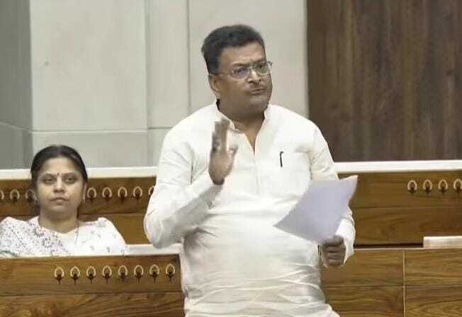 सांसद मनीष जायसवाल ने विस्थापितों का मुद्दा संसद में उठाया