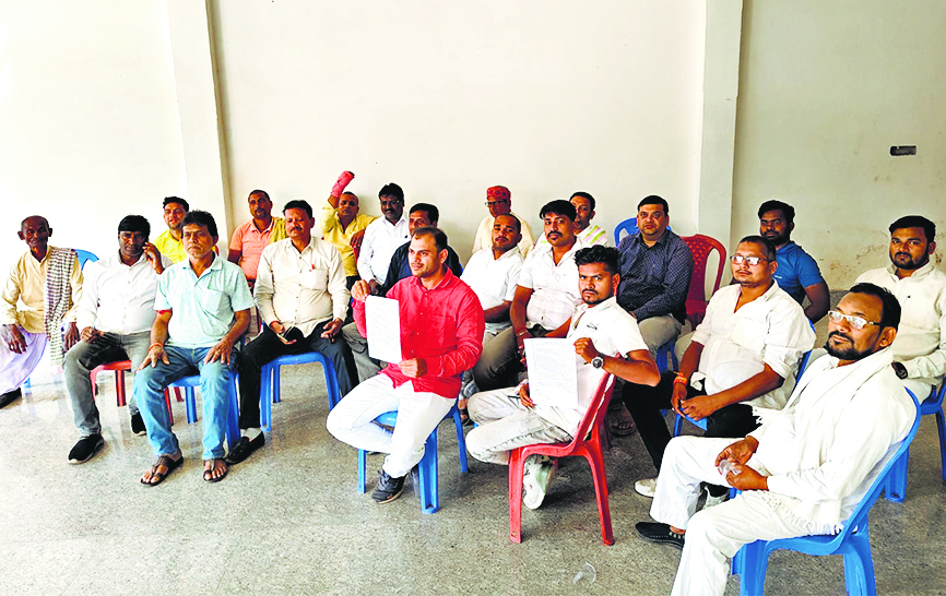 अब पार्षद प्रतिनिधि ने थाने में दिया आवेदन